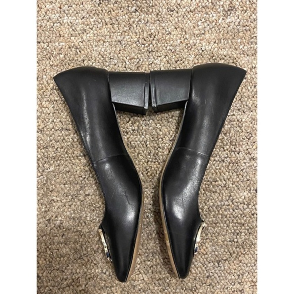 Tahari Buckle Pump Heels. - Picture 2 of 8